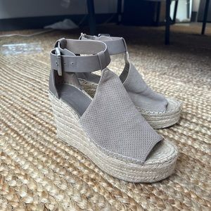 Marc Fisher MlANNIE platform espadrille